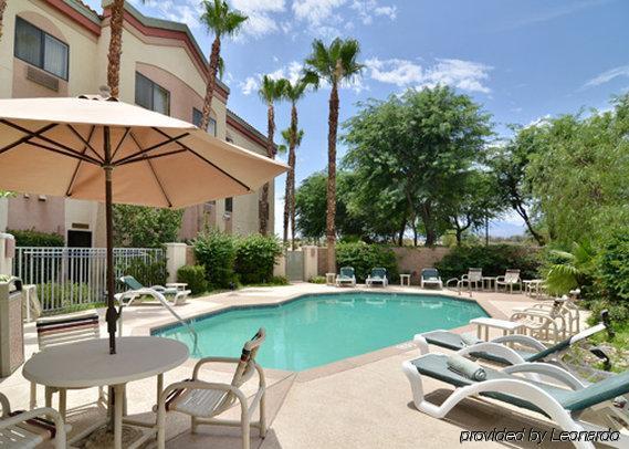 Comfort Suites Palm Desert I-10 Instalações foto